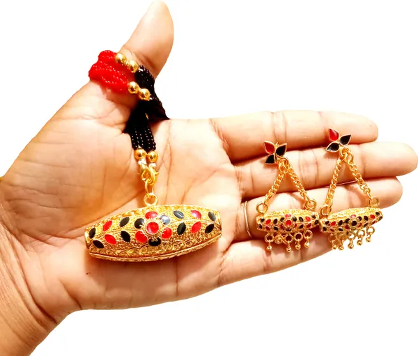 Assamese_Traditional_Gold_Plated_Red_Black_Colour_Dhoolbiri_Tassel_Jewellery_Set_For_Women